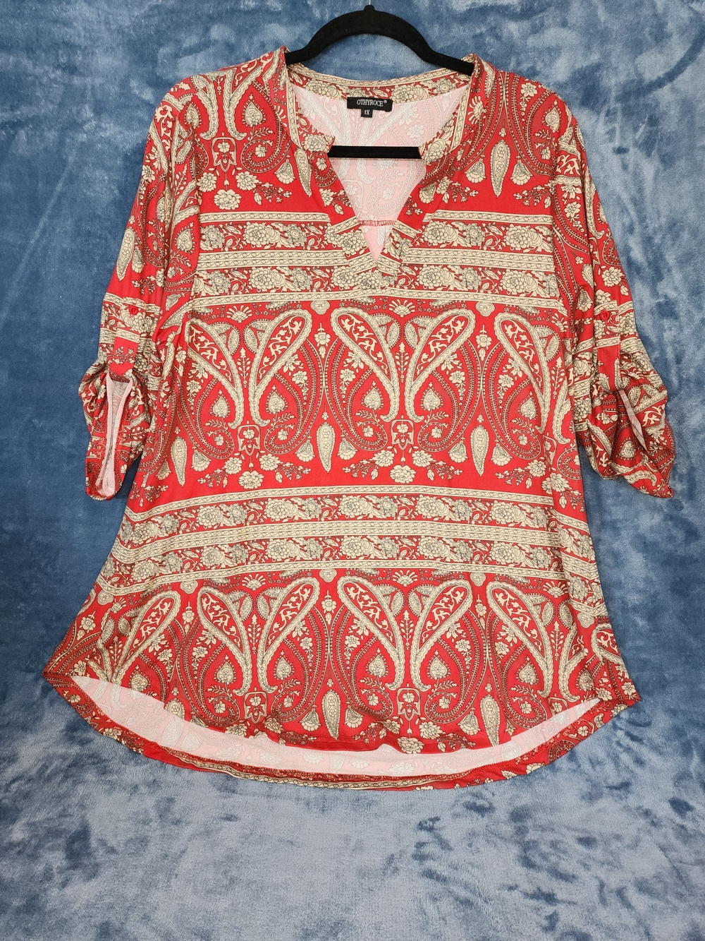 Charming Paisley V-Neck Tunic in Red